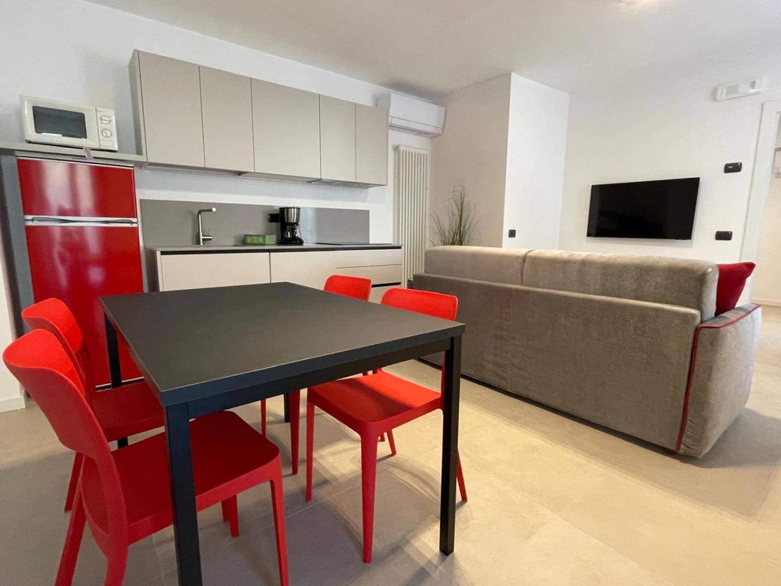 ריבה דל גארדה Residence Villa Degli Aranci מראה חיצוני תמונה